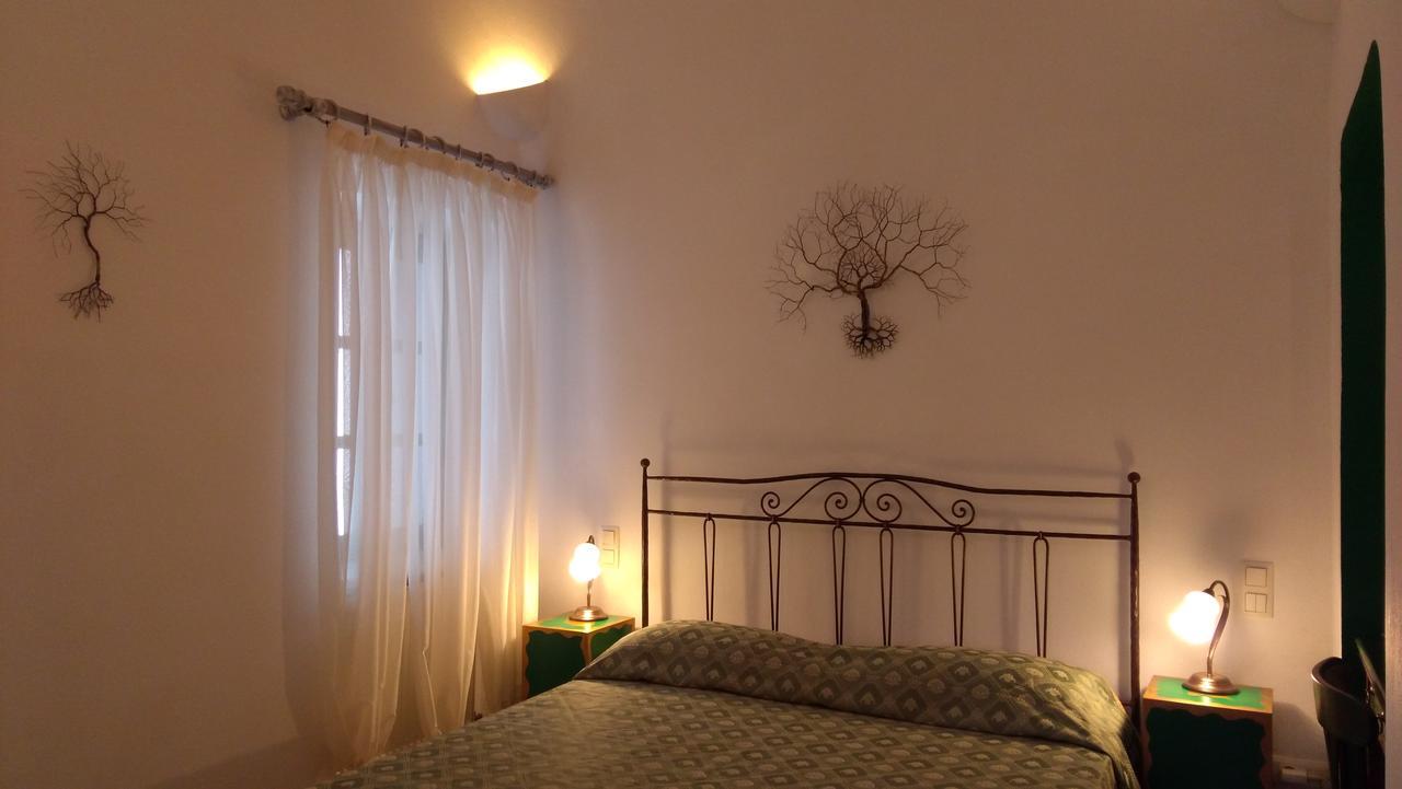 Donna'S House Santorini Hotel Pýrgos Eksteriør billede